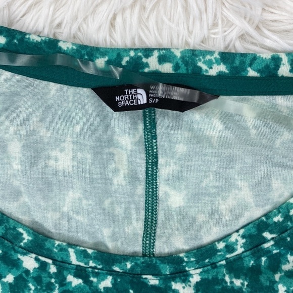 The North Face Tee - Picture 2 of 5